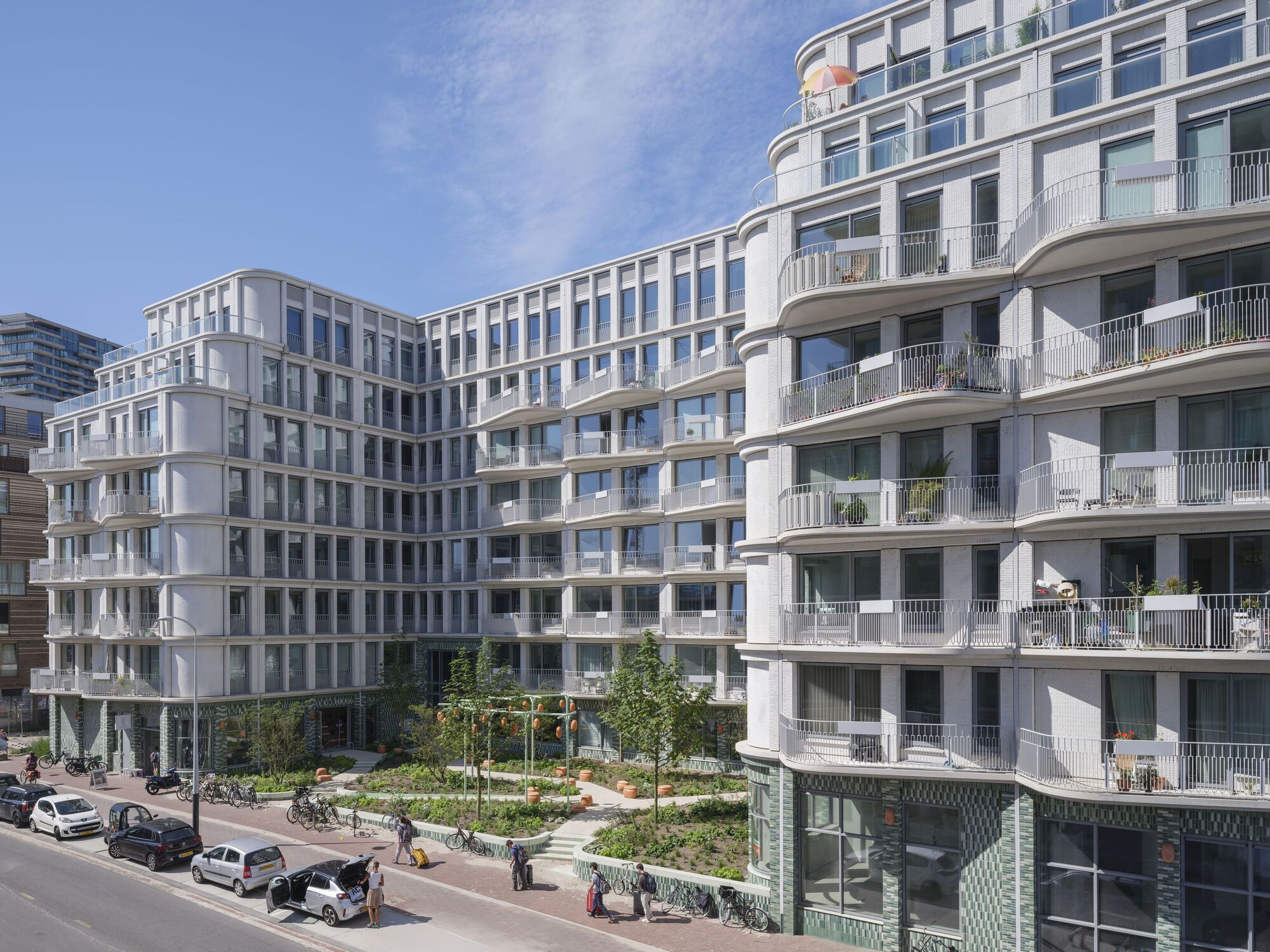 A Arquitetura de Habitação Social / Team V de August /