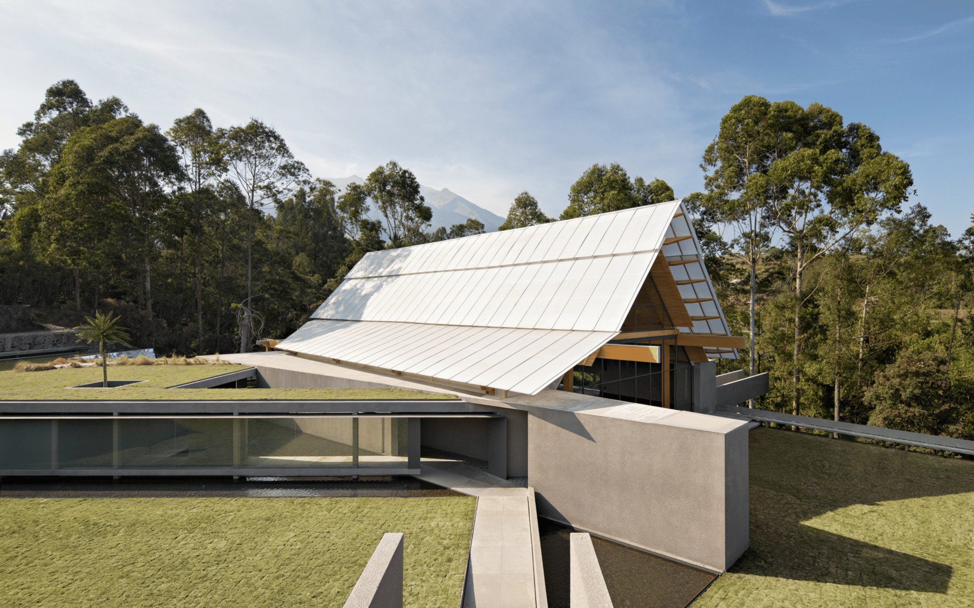 Loka Meru – Salatiga / Andramatin