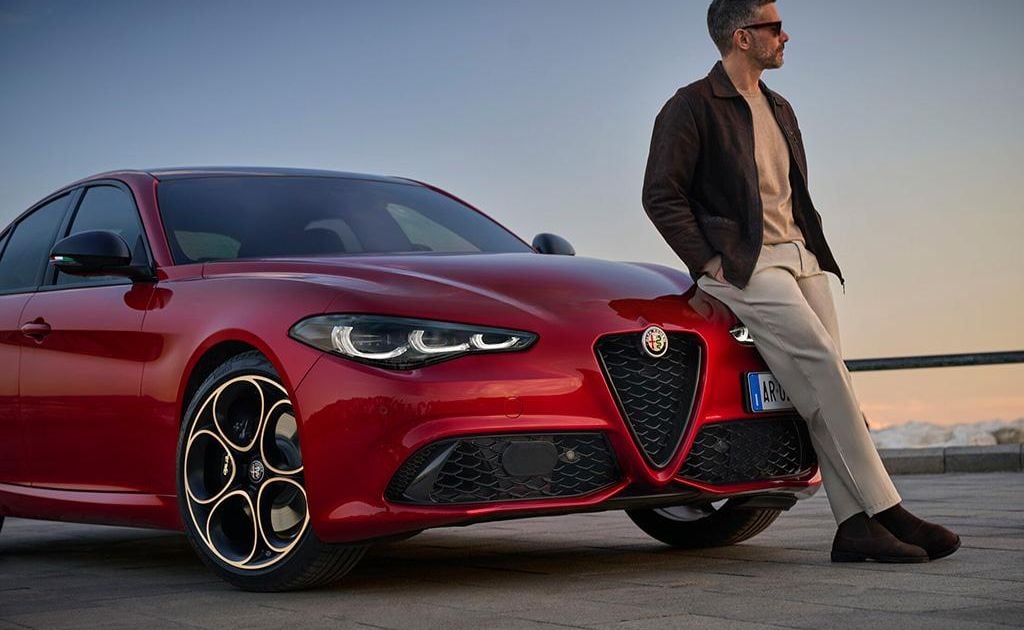 Alfa Romeo Giulia, Stelvio e Tonale para ficar intenso