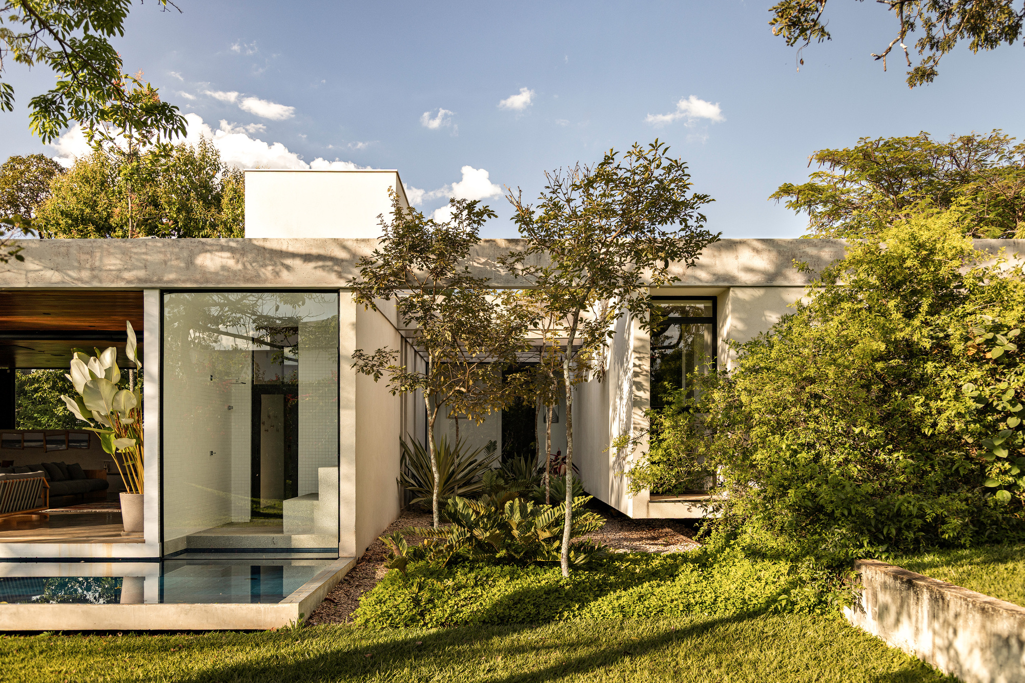 Varanda House / Esquadra Arquitetos