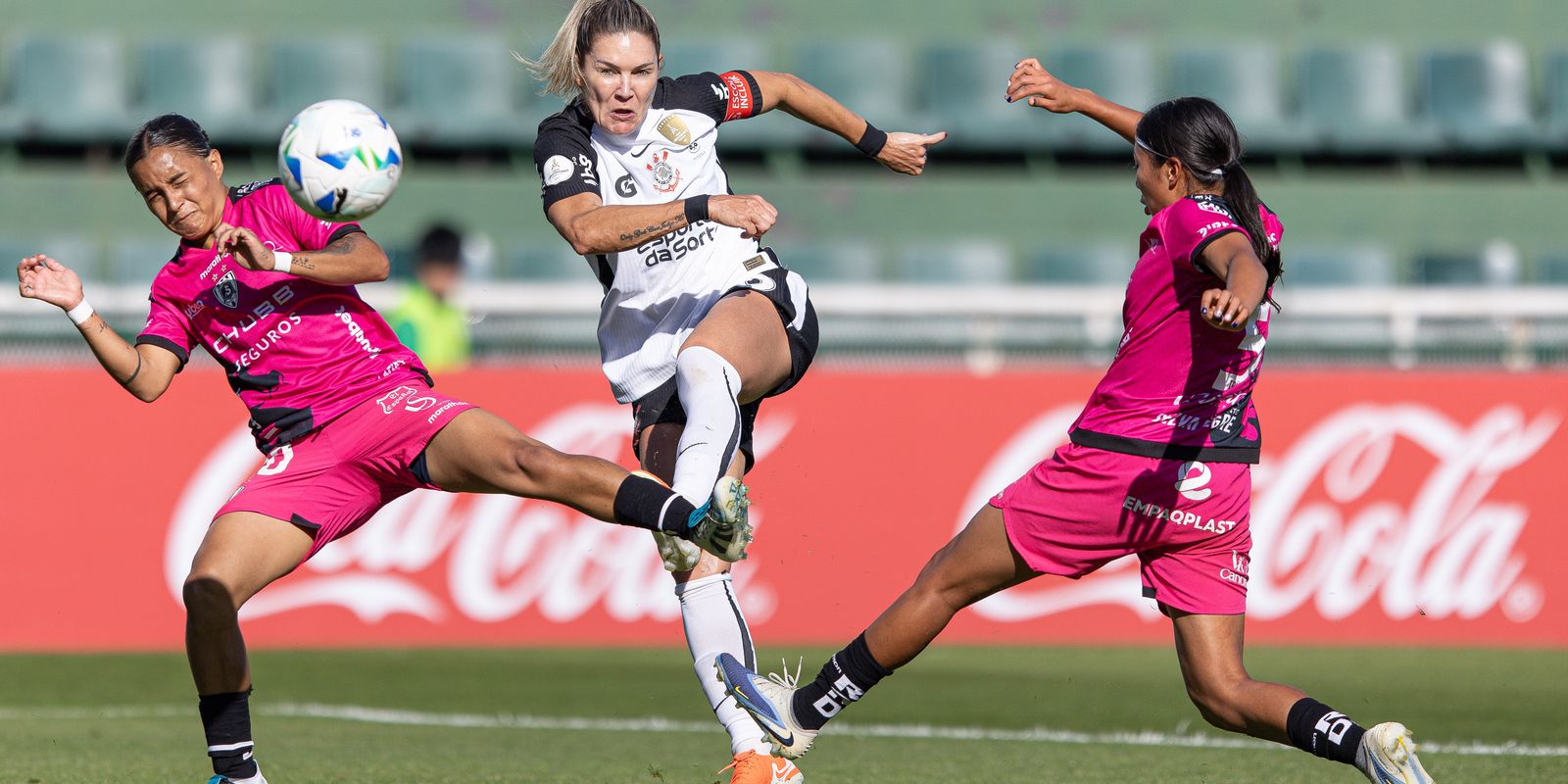 Libertadores Feminina: Corinthians inicia busca pelo hexa com empate
