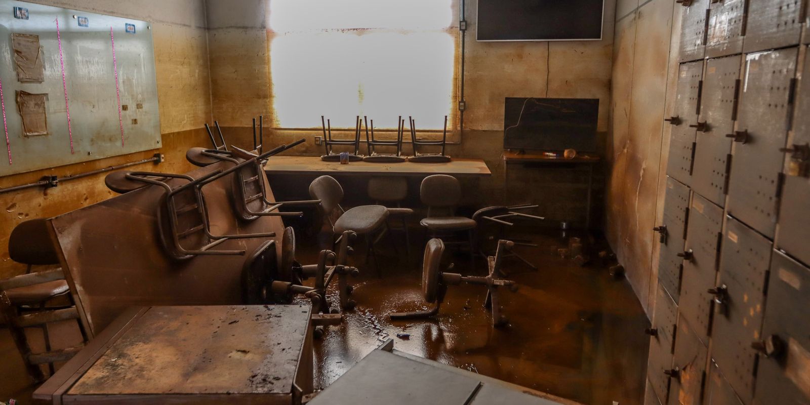 Comunidades ajudam a reconstruir escolas resilientes a crise climática