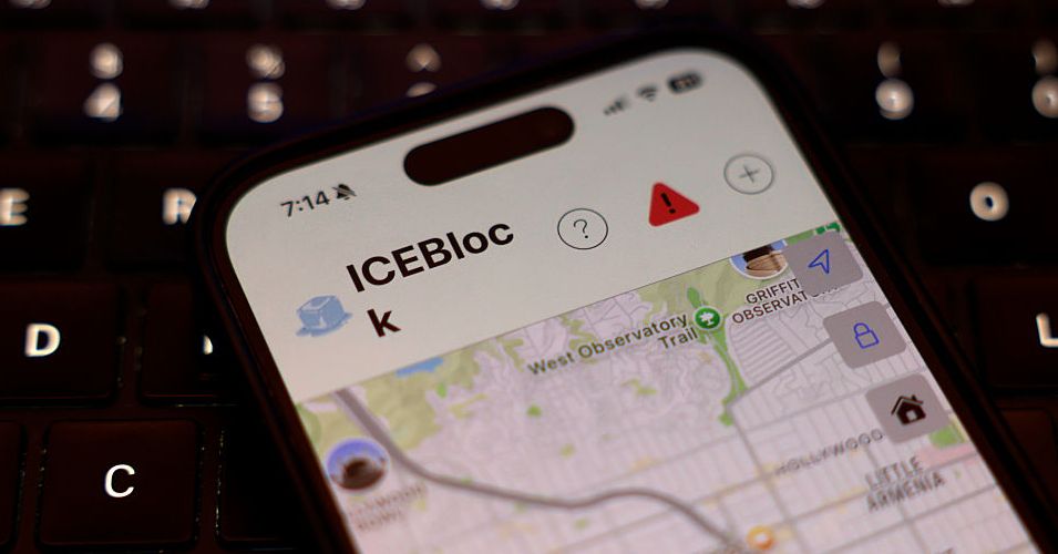 A Apple derrubou esses aplicativos de rastreamento de ICE. Os desenvolvedores não estão desistindo