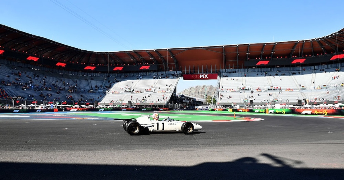 Com um aceno evocativo ao seu passado, a Honda se prepara para seu futuro na F1
