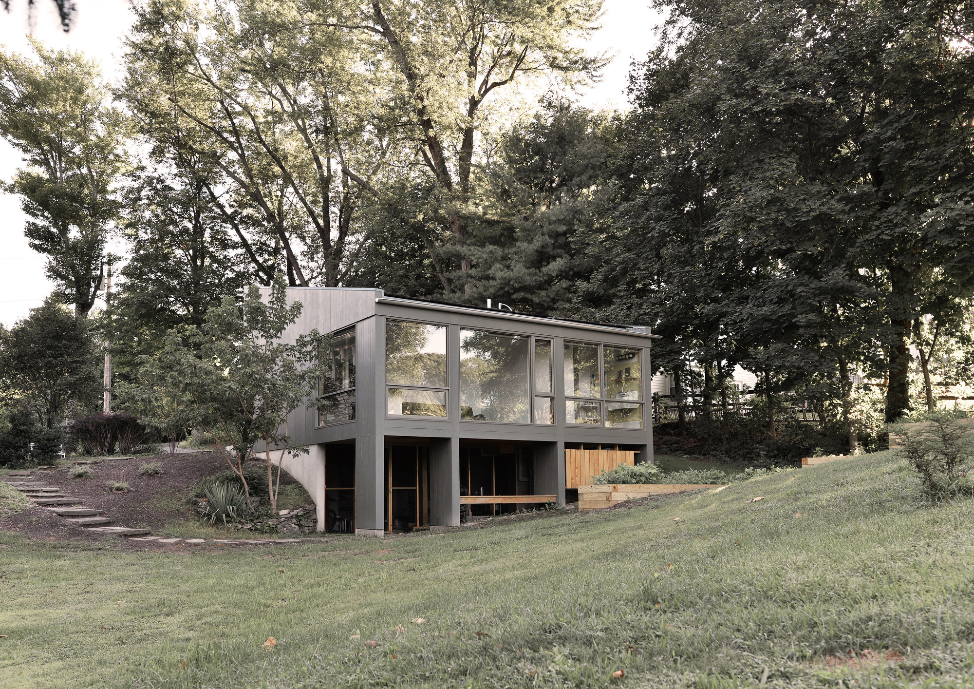 Estúdio de Artista Anchorage Road / Ballman Khapalova