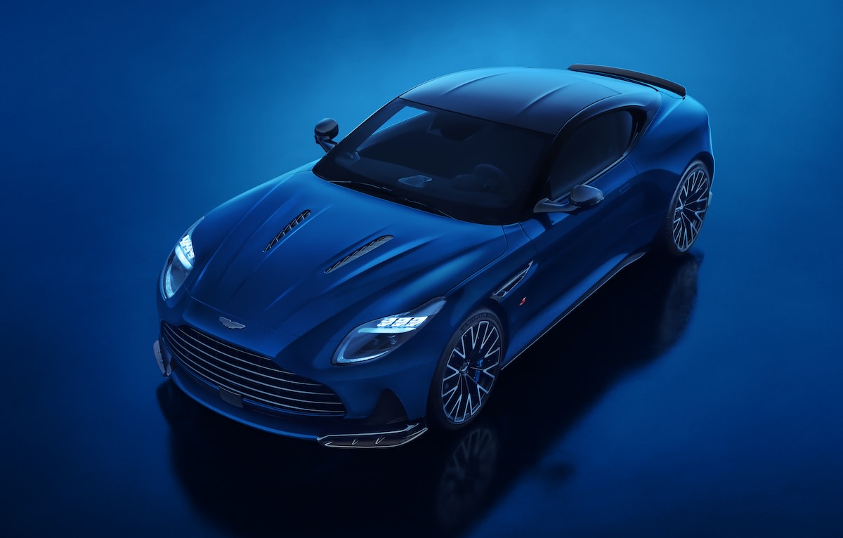 Aston Martin DB12 S redefine o Grand Tourer com 690 HP