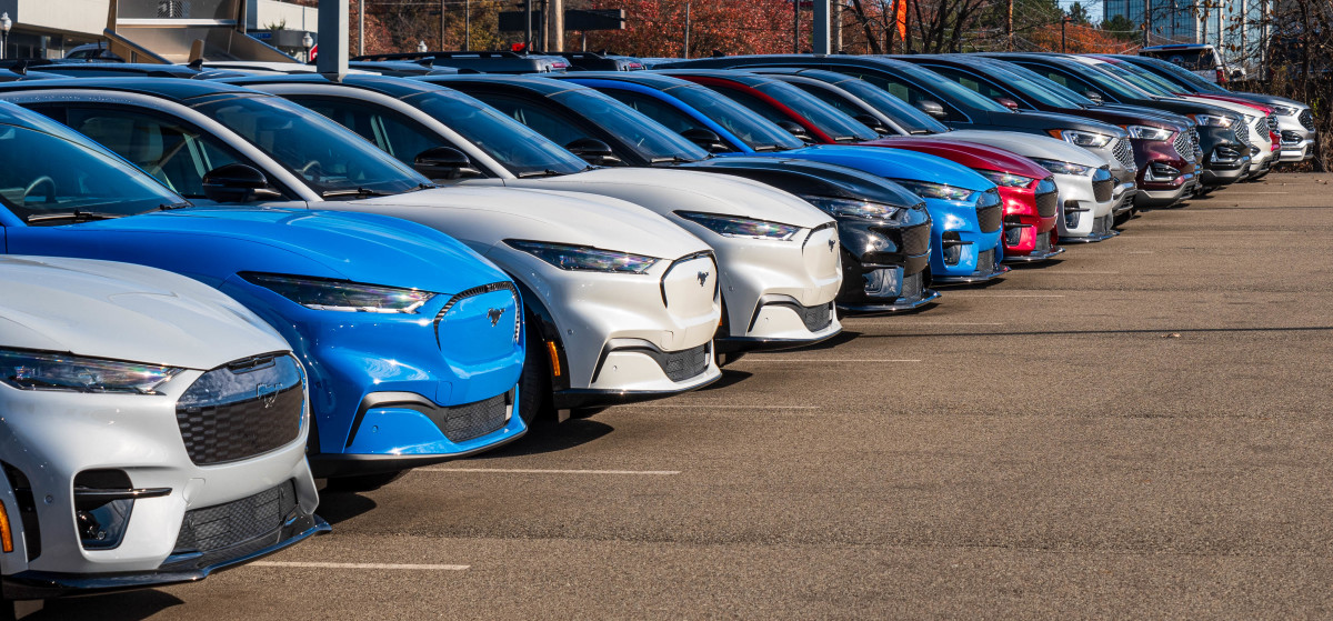 Ford registra prejuízo de US$ 8,2 bilhões, o pior desde a recessão de 2008