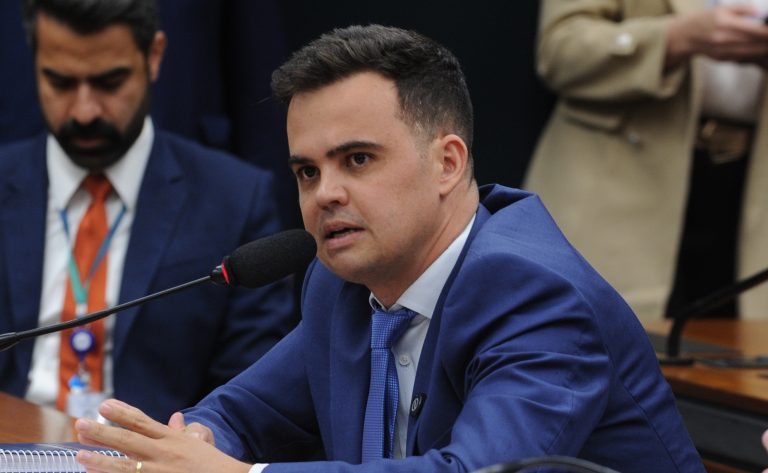 Comissão de Defesa do Consumidor aprova atualização de tributos a serem informados em nota fiscal – Notícias