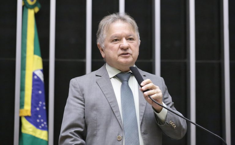 Merlong Solano diz que reforma do Imposto de Renda alia justiça social com tributária – Notícias