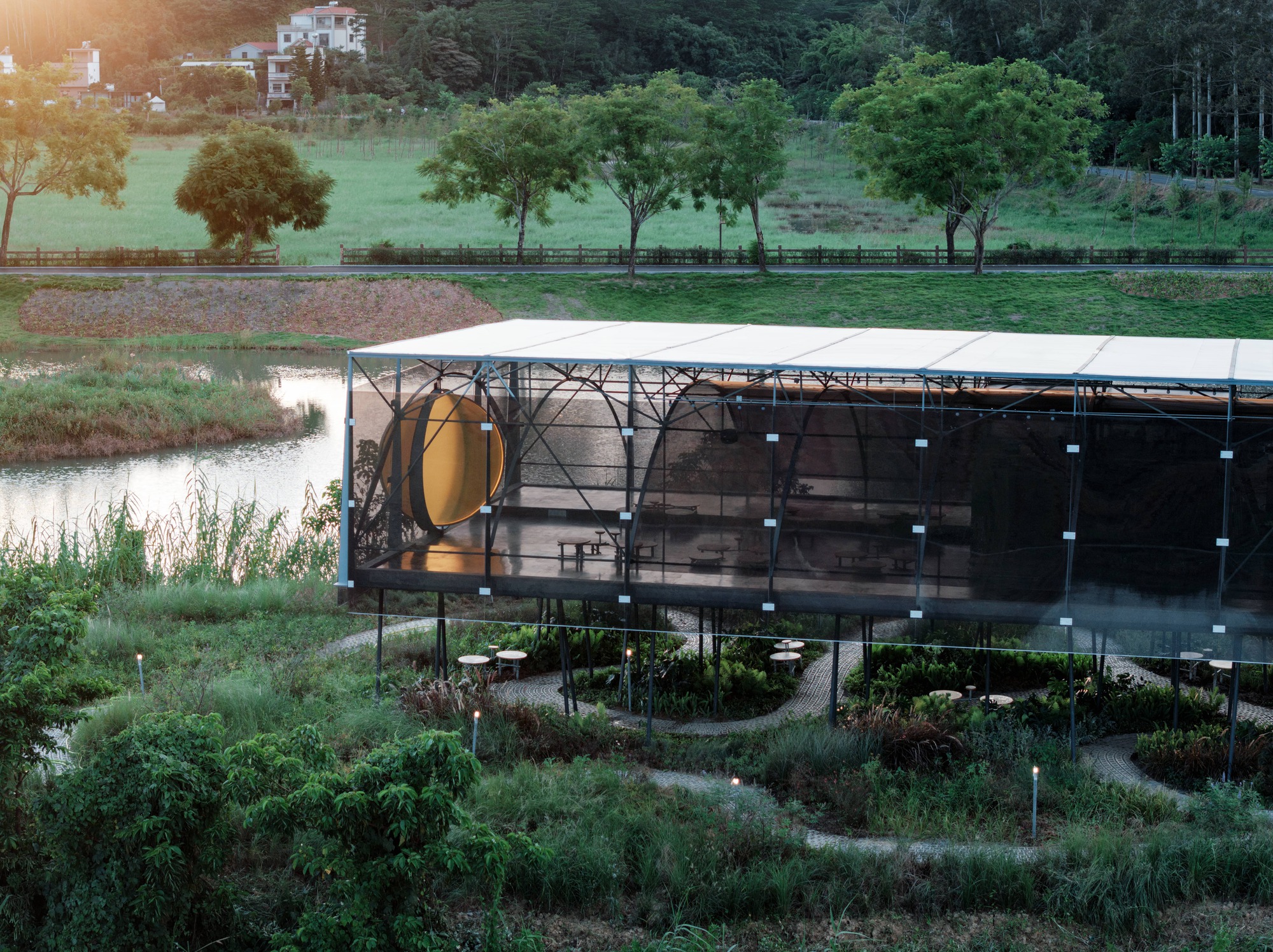 Pavilhão da Lua / Atelier Guo