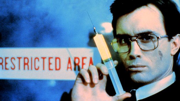 Como o terror cult Re-Animator ultrapassou os limites do sangue
