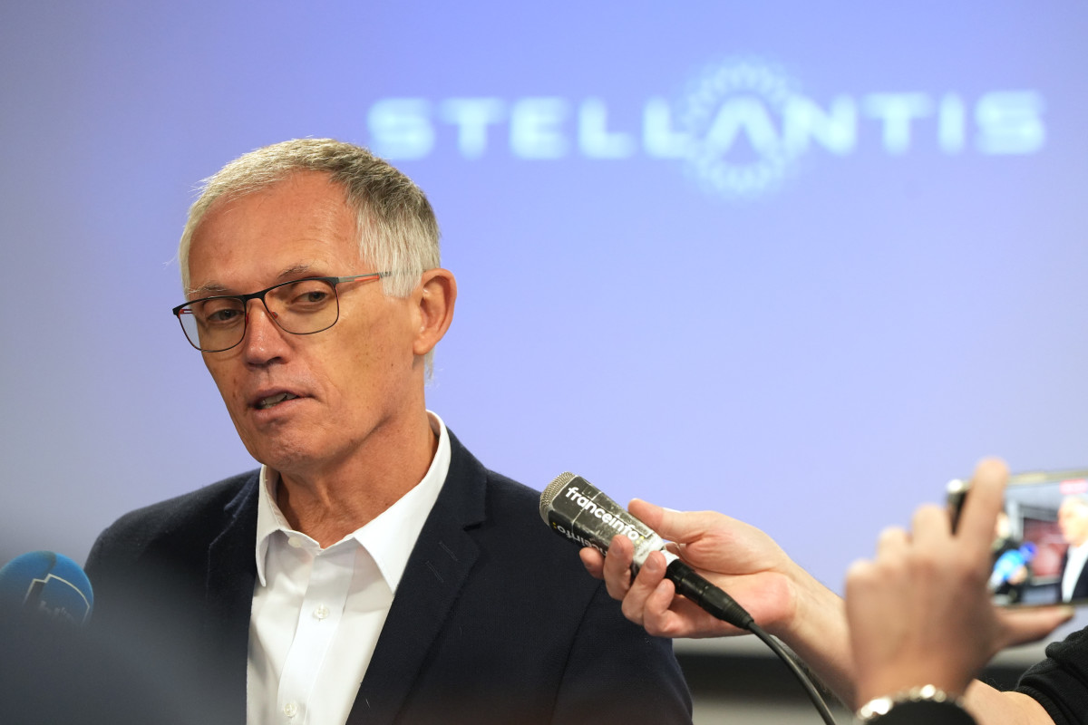 O ex-CEO da Stellantis, Carlos Tavares, tem uma previsão chocante para a montadora