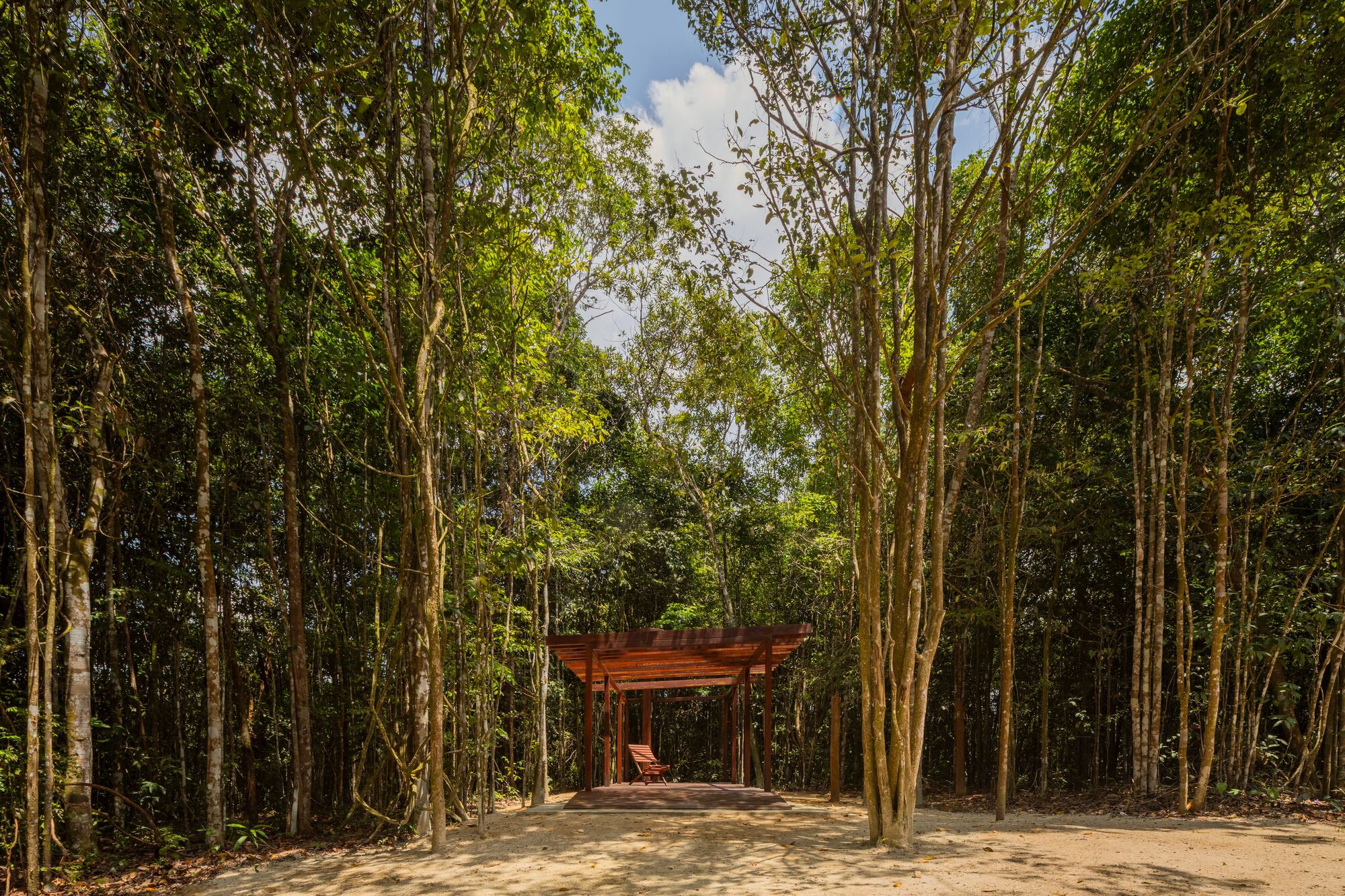 Village Trails / NEBR Arquitetura