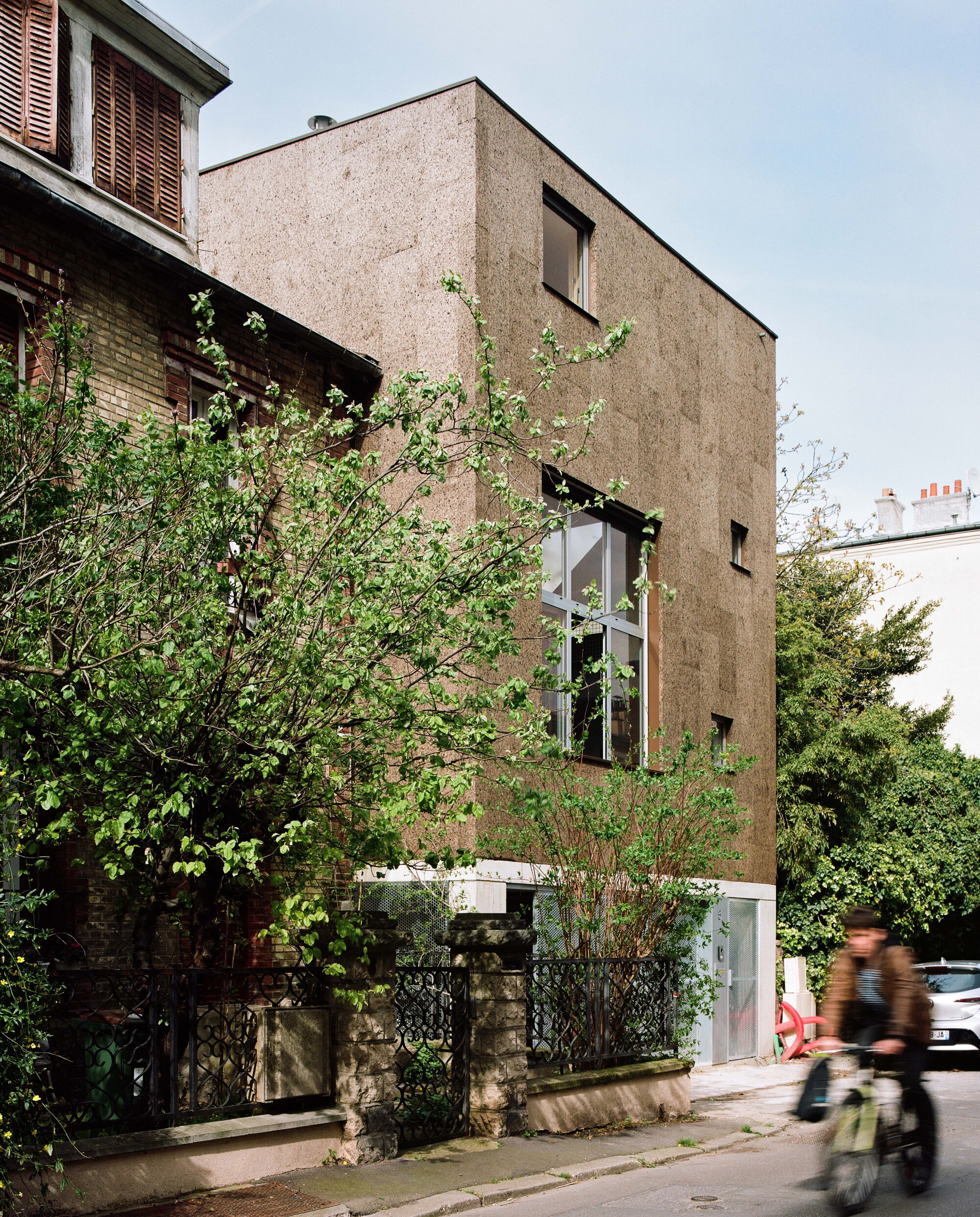 Casa Bark / Benoit Rotteleur Architect