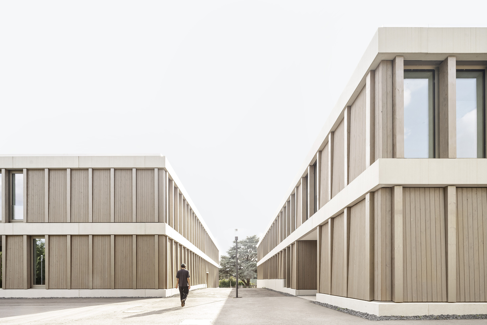 Universidade de Ciências Aplicadas à Tecnologia de Bebidas – Laboratório de Construção e Logística de Salas de Aula / Bez+Kock Architekten + Ernst2 Architekten