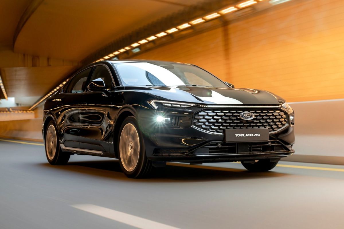 A Ford ainda fabrica um sedã – e não há chance de ele chegar aos EUA