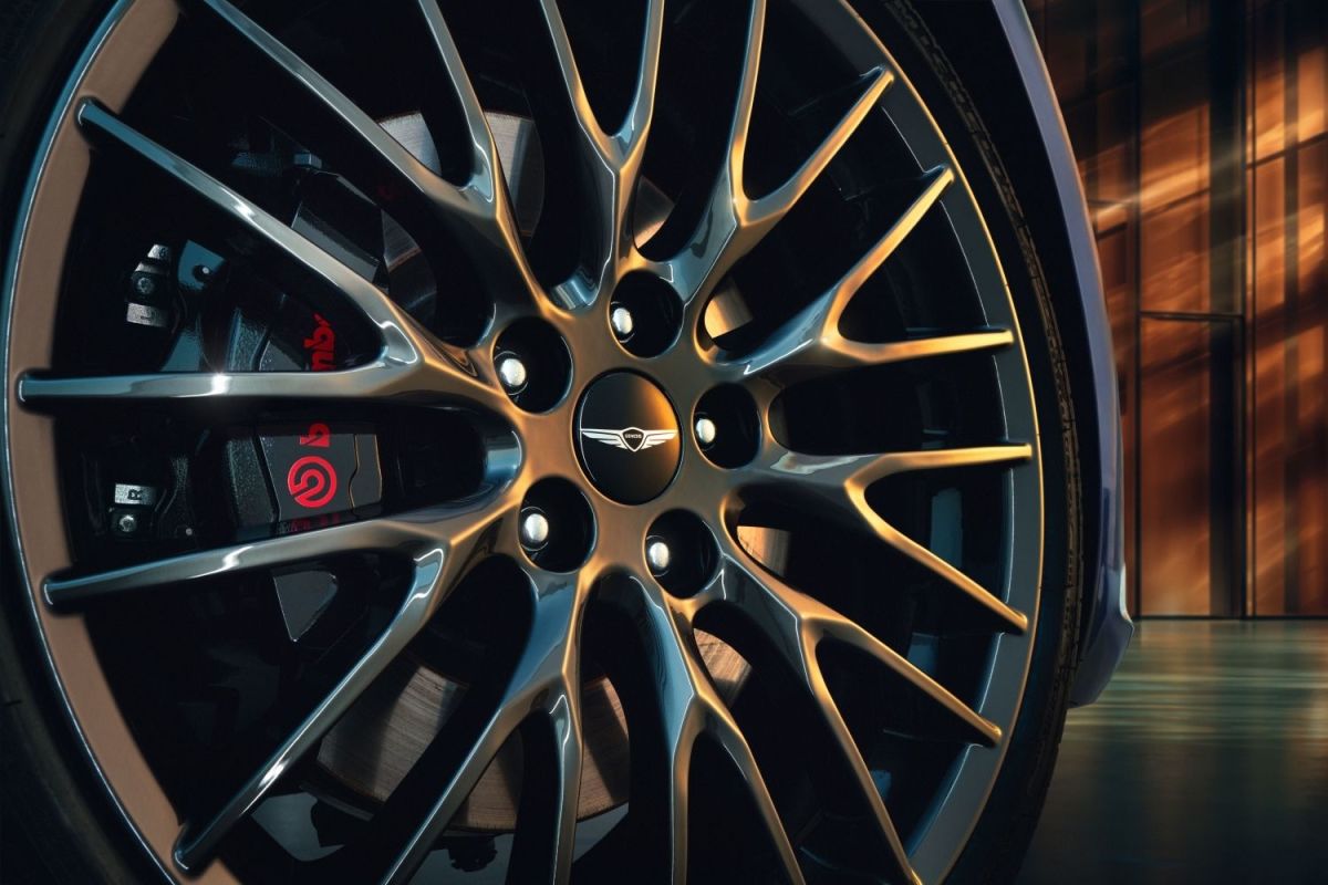 O 2026 Genesis G70 ganha uma edição em grafite com suspensão reduzida