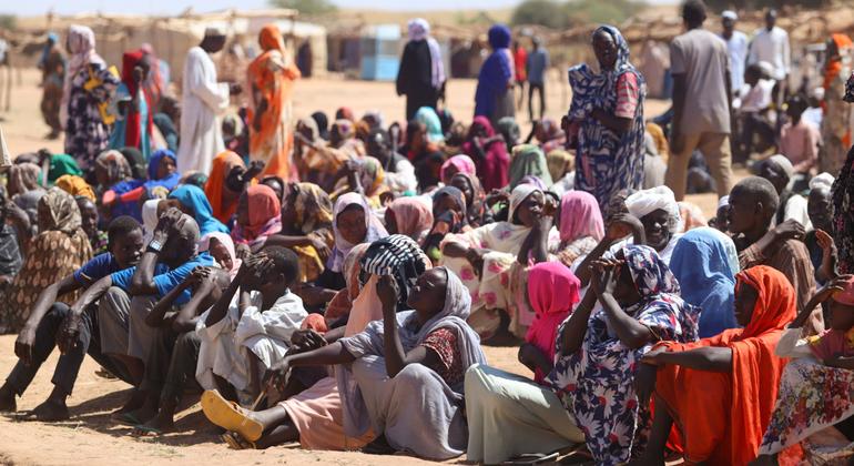 ONU alerta para piora da crise humanitária no Sudão com mais de 106 mil deslocados