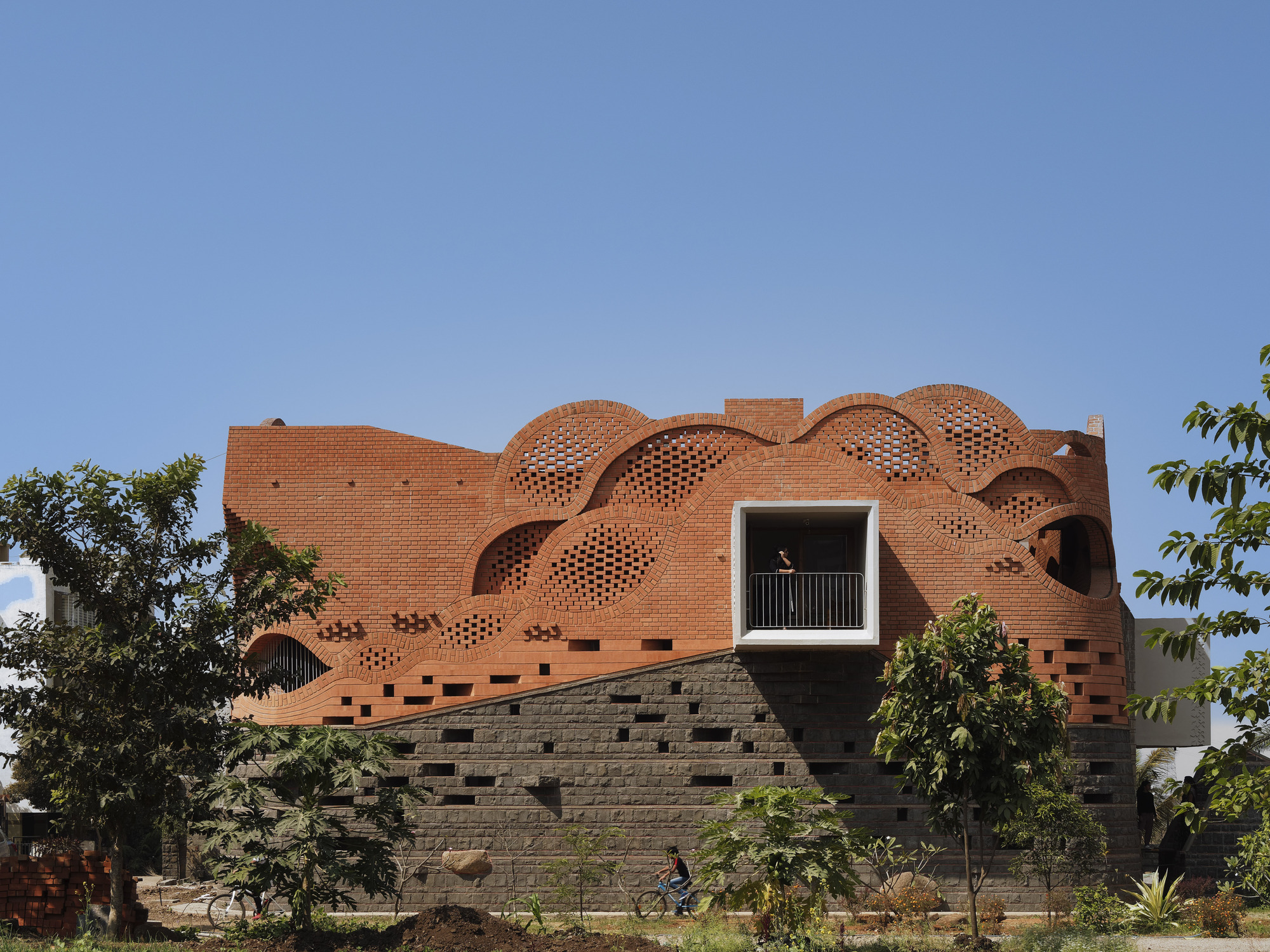 Casa Gadi / PMA Madhushala