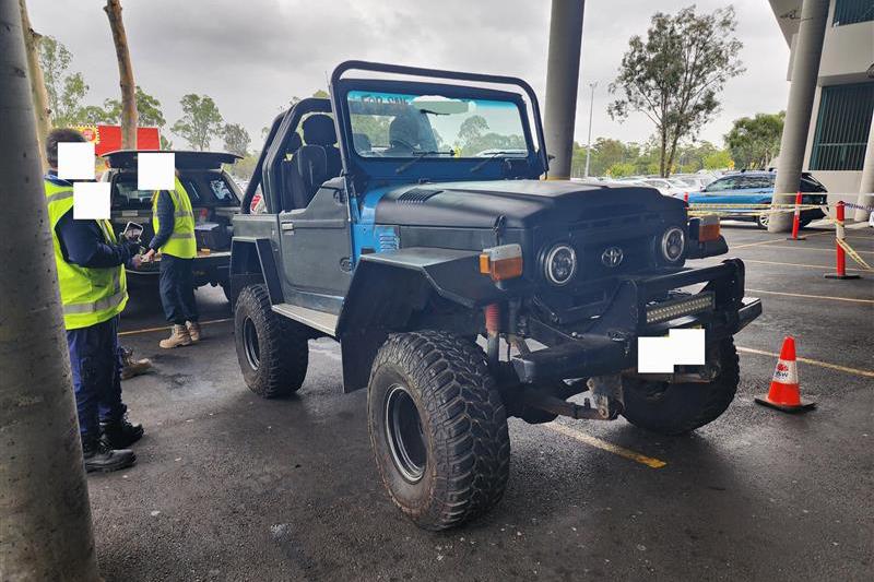 LandCruisers entre veículos apanhados em blitz contra veículos modificados ilegalmente