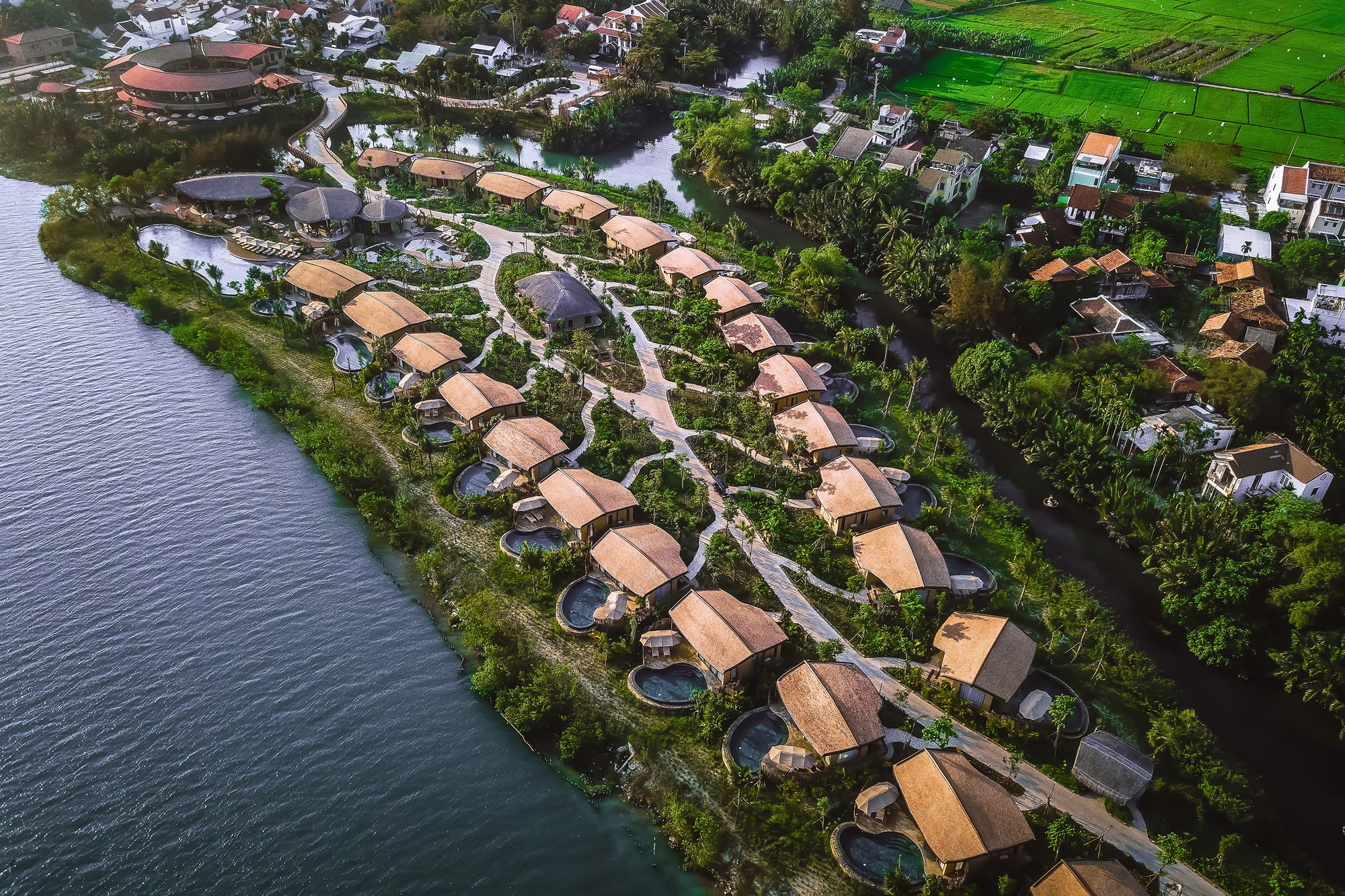 Retiro Rio Namia / LJ-Grupo Arquitectura Paisagista + T3 ARQUITECTOS