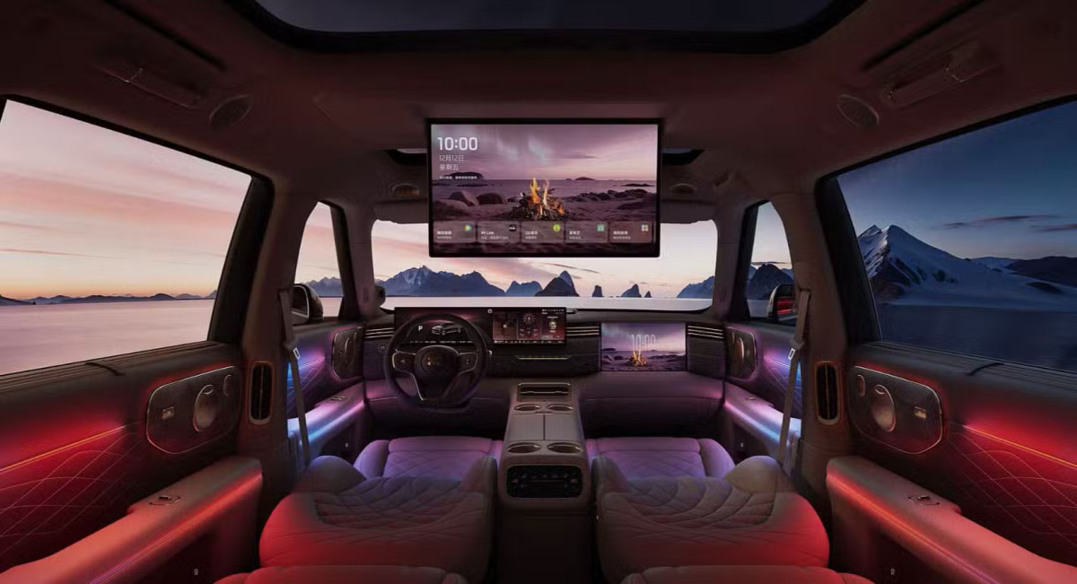 Este SUV de luxo permite que você tome um banho quente onde quiser
