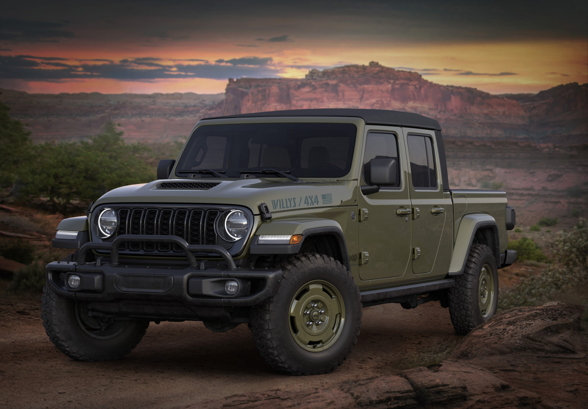 O novo gladiador de inspiração militar da Jeep vai para a guerra com Tacoma