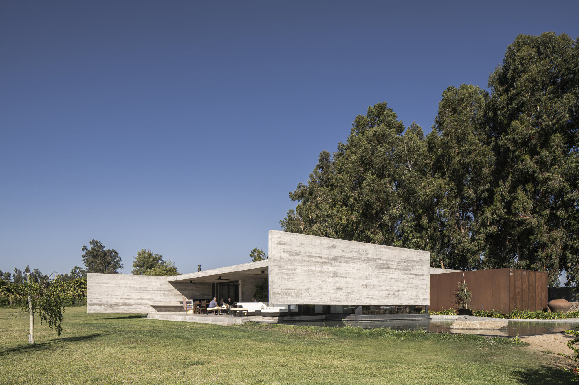 Casa La Primavera / Nicolás Vicente