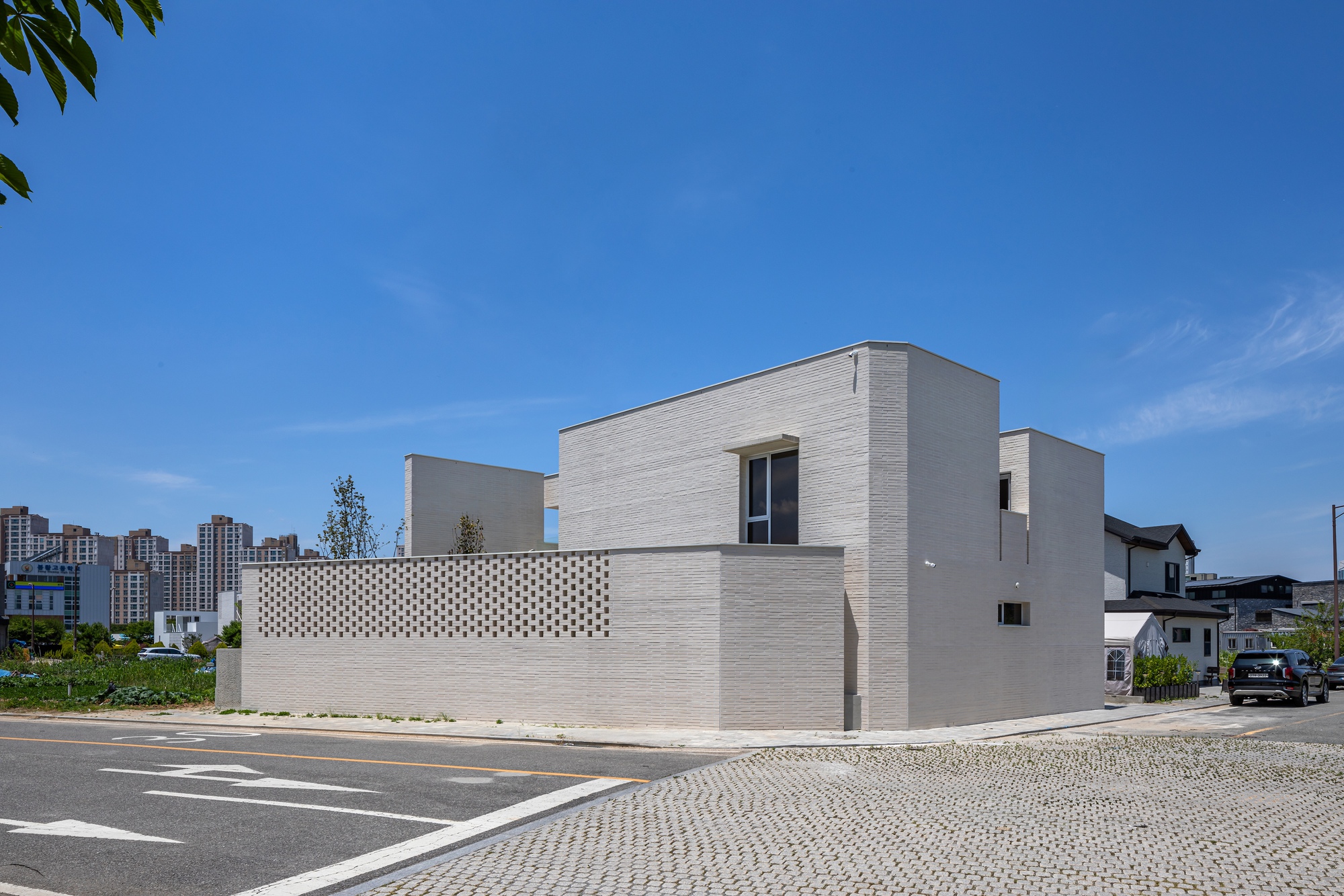 Casa Galeria de Luz / escritório PLAN Architects