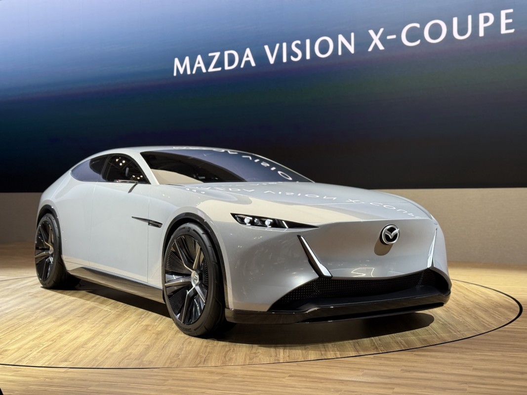 Ver os novos conceitos da Mazda de perto revela a sua bela estranheza