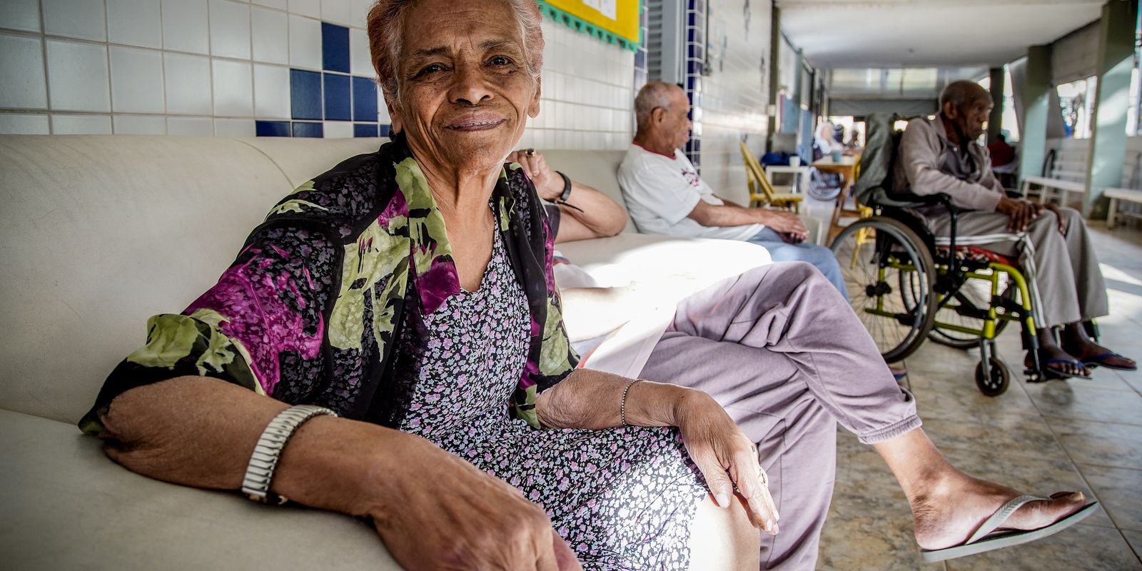 Tema da redação do Enem ajuda a debater etarismo, dizem professores 