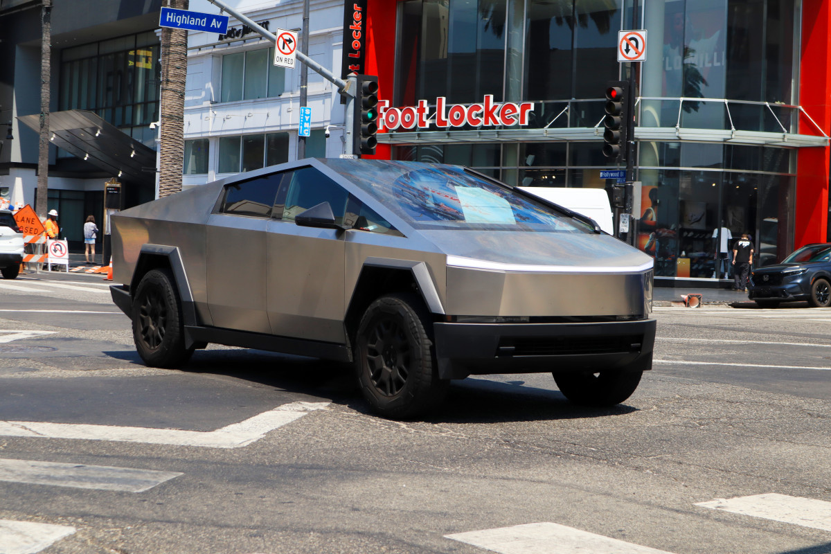 Ofertas de locação do Tesla Cybertruck 2025 que você pode marcar em novembro