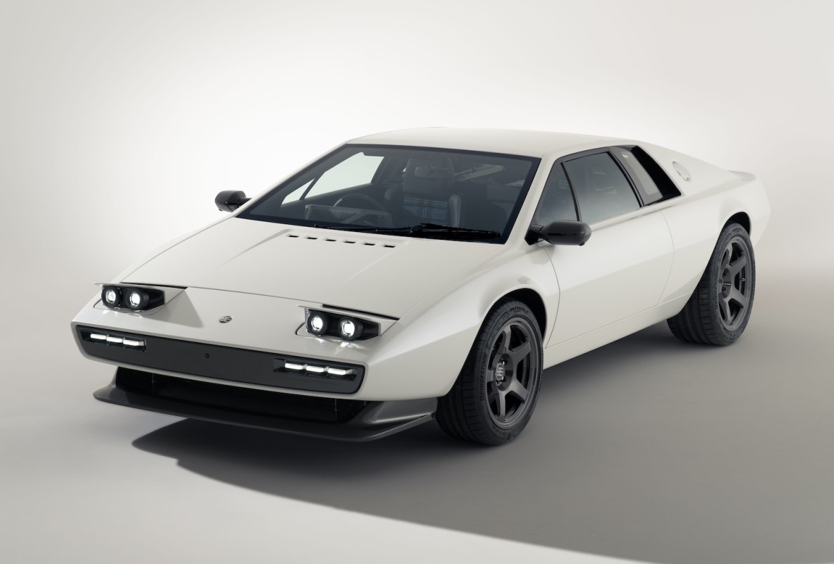 O Lotus Esprit renasce como um Super Restomod de fibra de carbono de US$ 540.000
