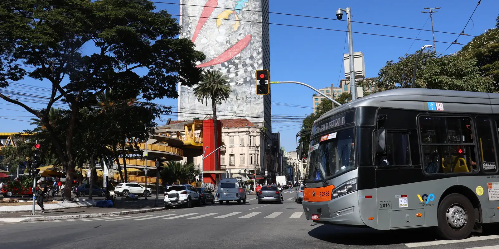 Prefeitura de SP anuncia aumento nas passagens de ônibus para R$ 5,30