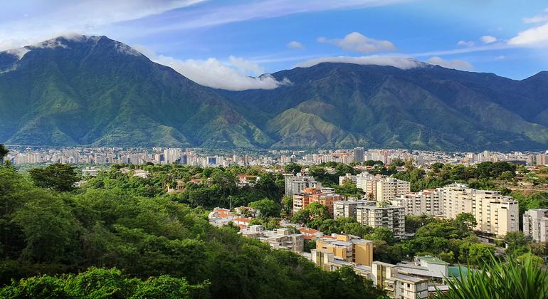 Escalada de pressão dos EUA sobre a Venezuela preocupa especialistas