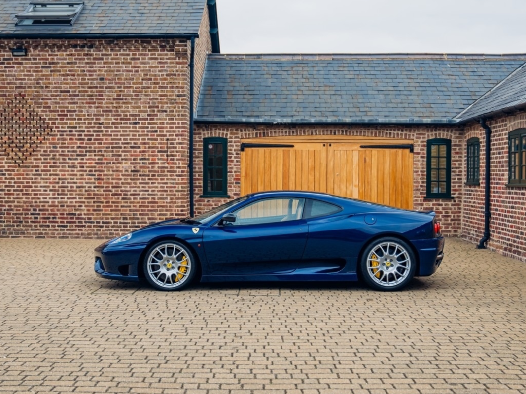 Ultra-raro Ferrari 360 Challenge Stradale à venda com apenas 826 milhas