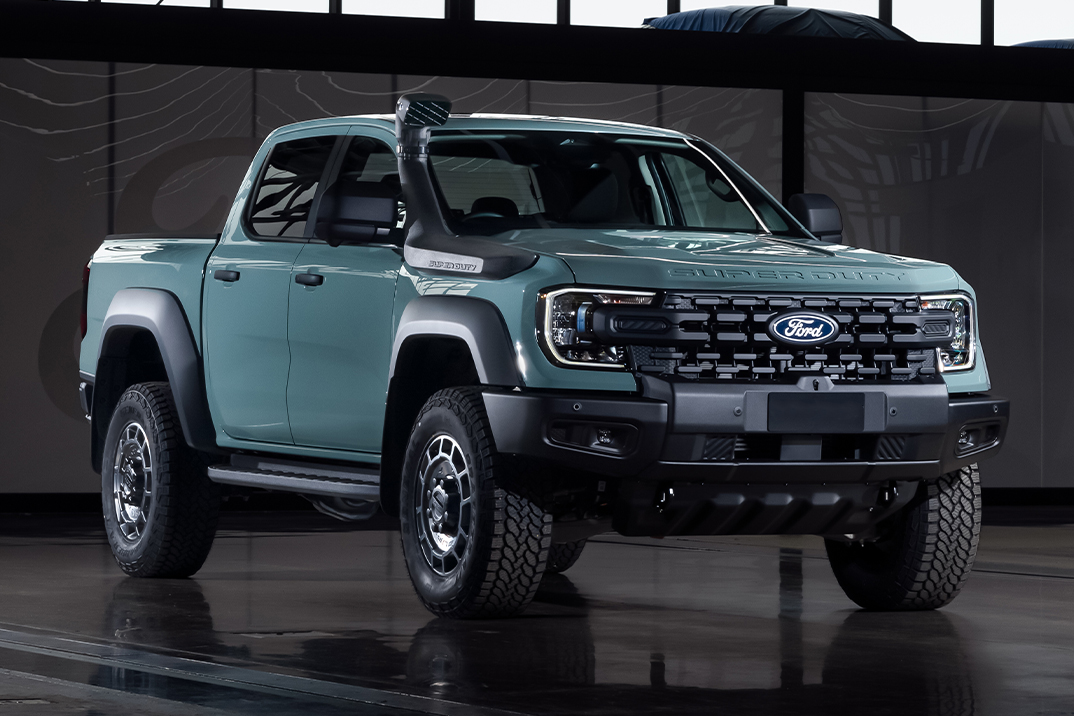 O Ranger Super Duty XLT da Ford transforma uma picape de médio porte em um legítimo Bruiser para serviços pesados