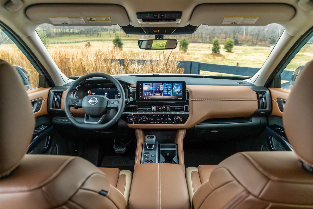 O carregador sem fio da Nissan resolve um problema que outros carros não resolveram
