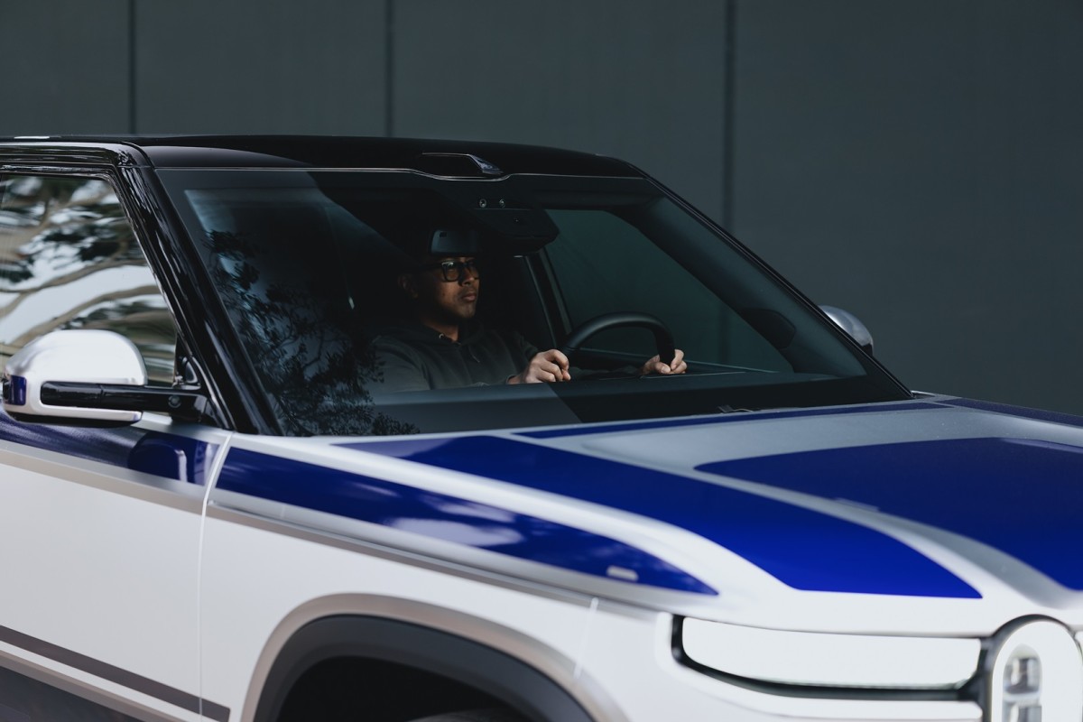 O novo pacote Autonomy + de US $ 2.500 da Rivian reduz o Tesla FSD em milhares