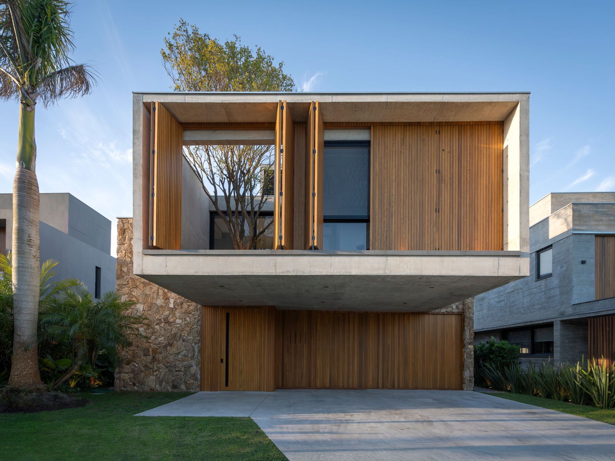 House Follia / Biazus Arquitetura