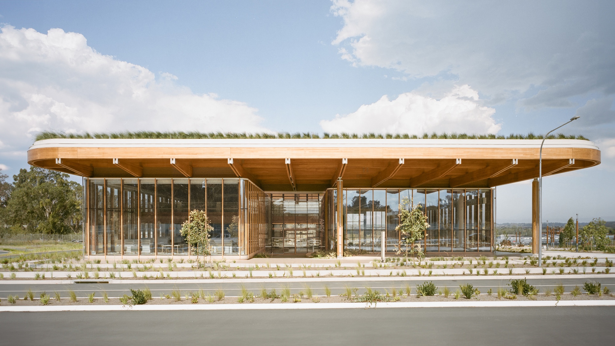 Primeiro Edifício, Centro da Cidade de Bradfield / HASSELL
