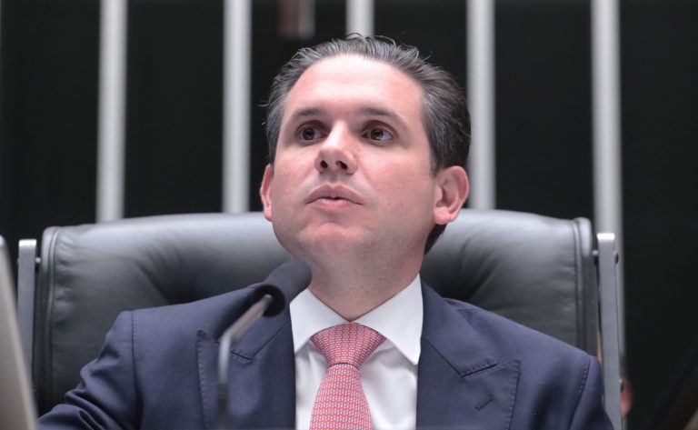 Aprovação de projeto que regulamenta a reforma tributária vai reduzir custos para o cidadão, diz Motta – Notícias