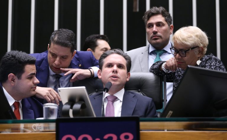 Motta diz que regulamentação da reforma tributária vai reduzir burocracia no Brasil – Notícias