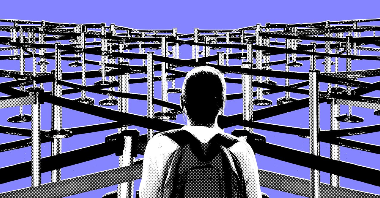 A administração Trump quer que os imigrantes se autodeportem. É um show de merda