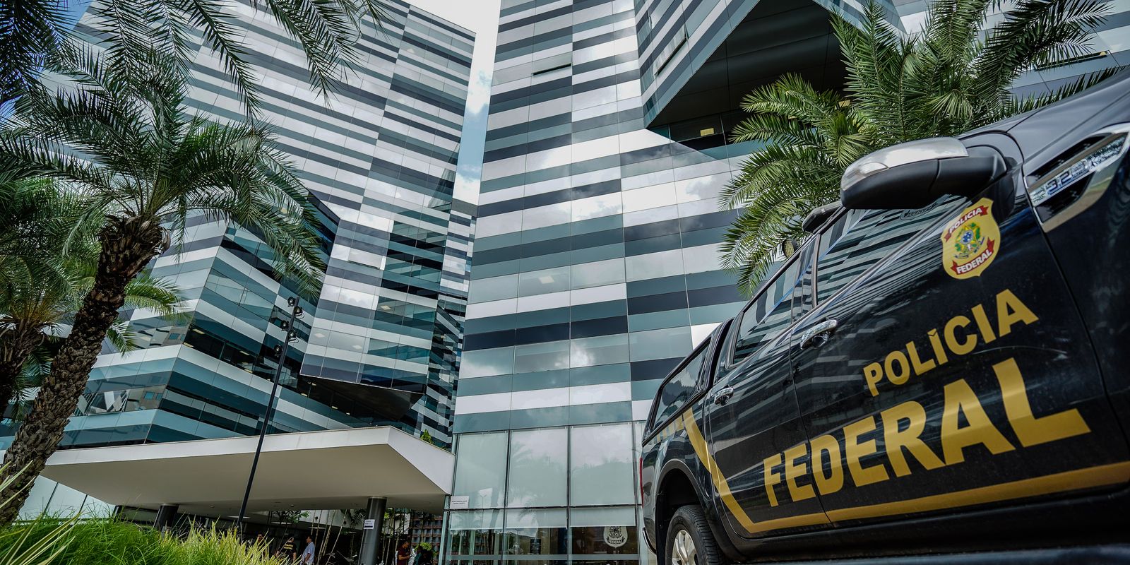 Anderson Torres e Ramagem são demitidos da PF após condenação