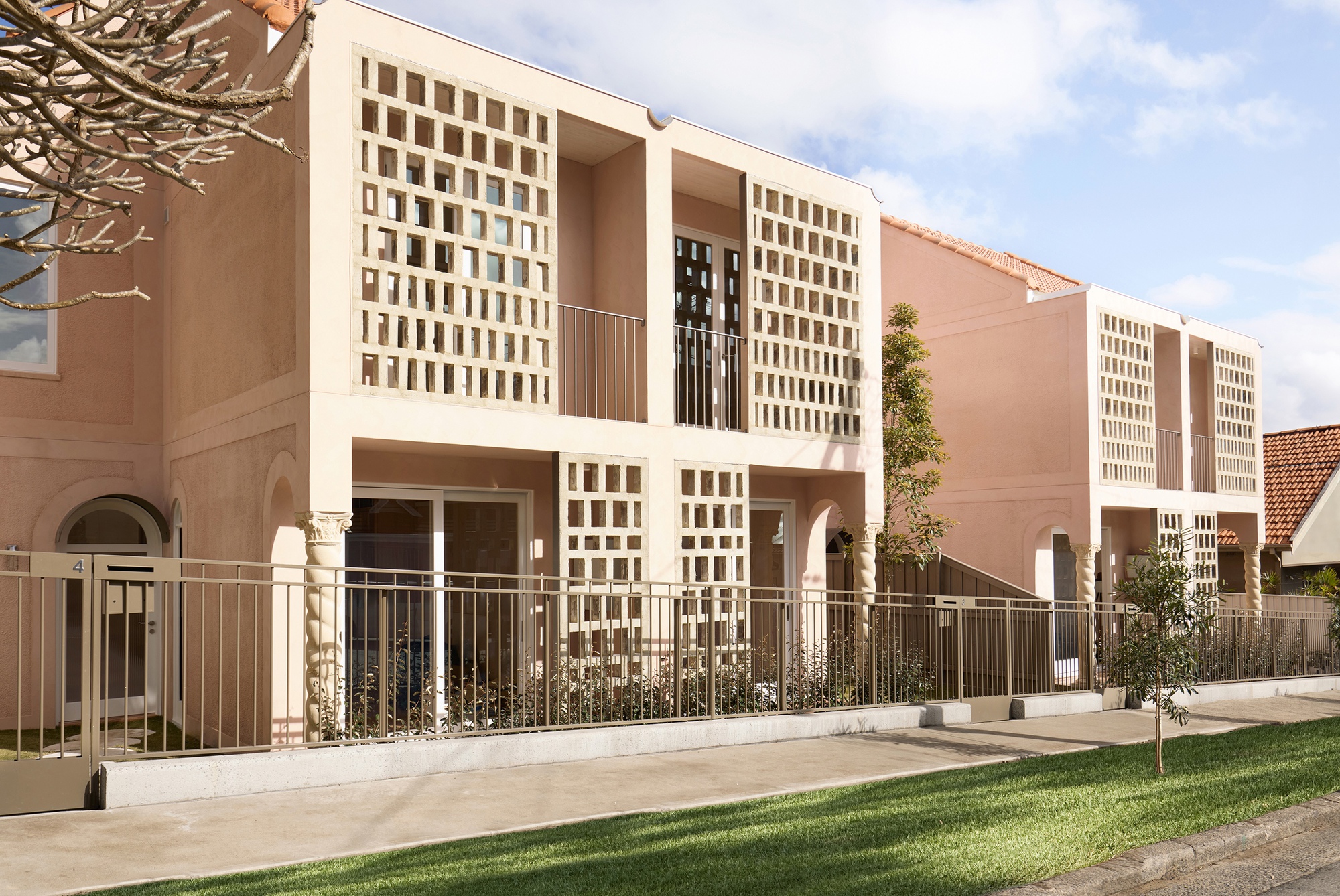 Terraços Rosa / Luigi Rosselli Architects