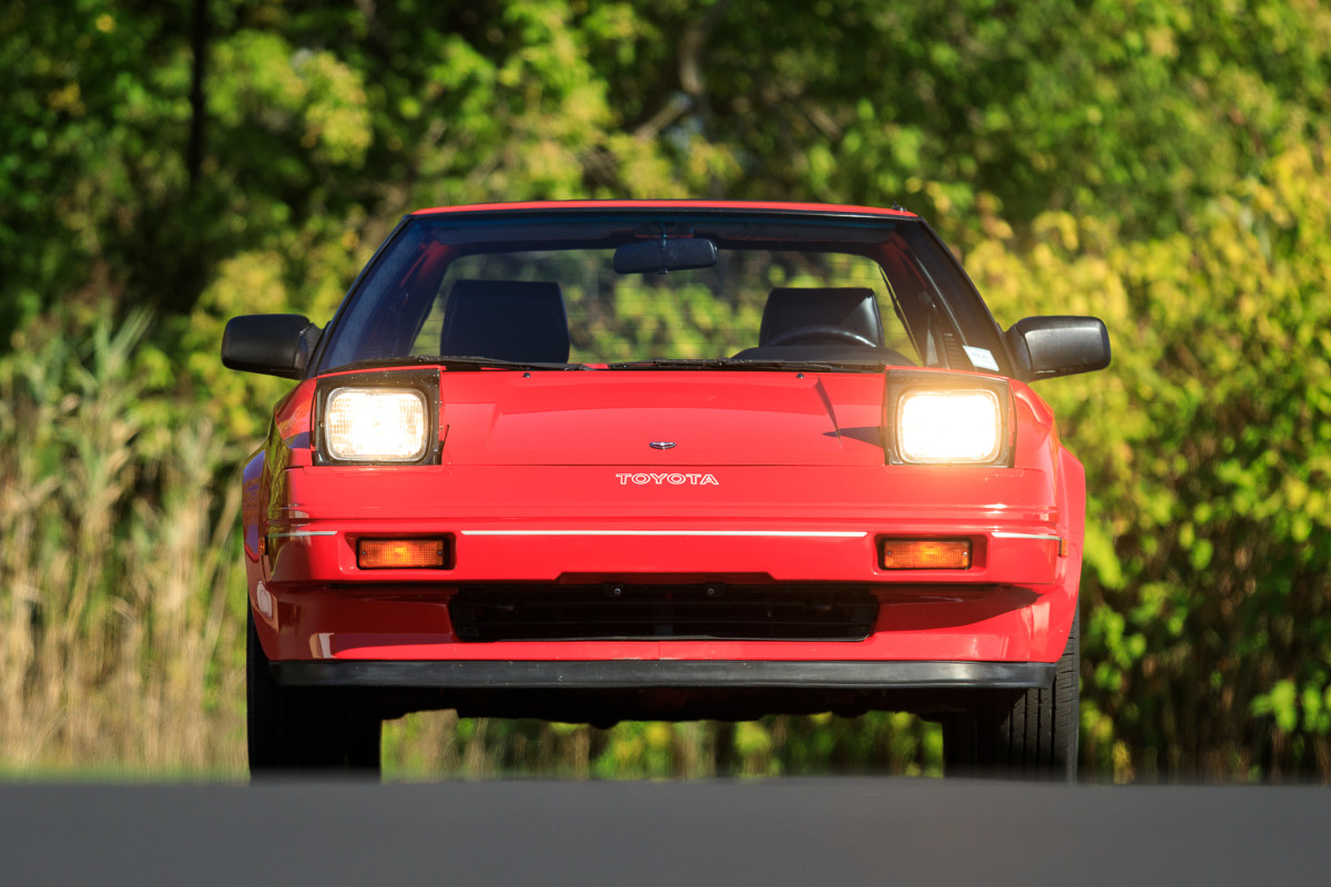 A marca registrada “GR MR2” da Toyota reacende as esperanças de um renascimento do motor central