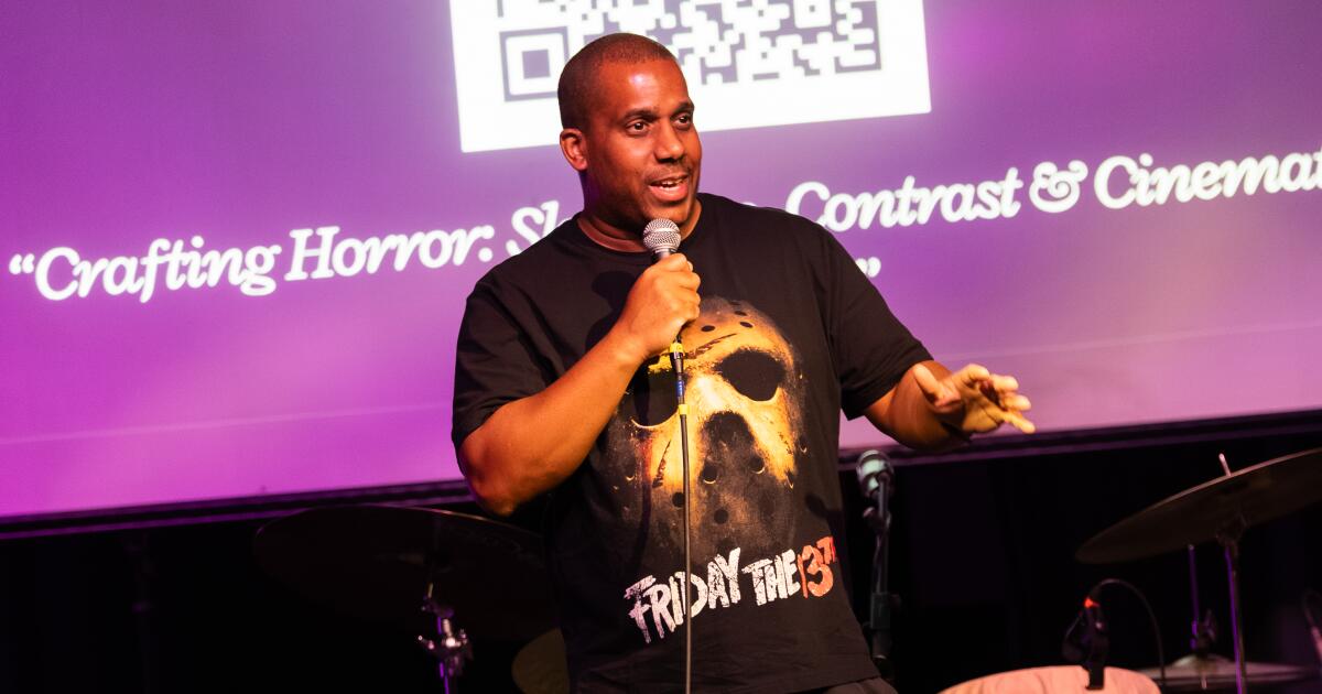 Palestras acadêmicas invadiram bares de Los Angeles e ingressos estão esgotados