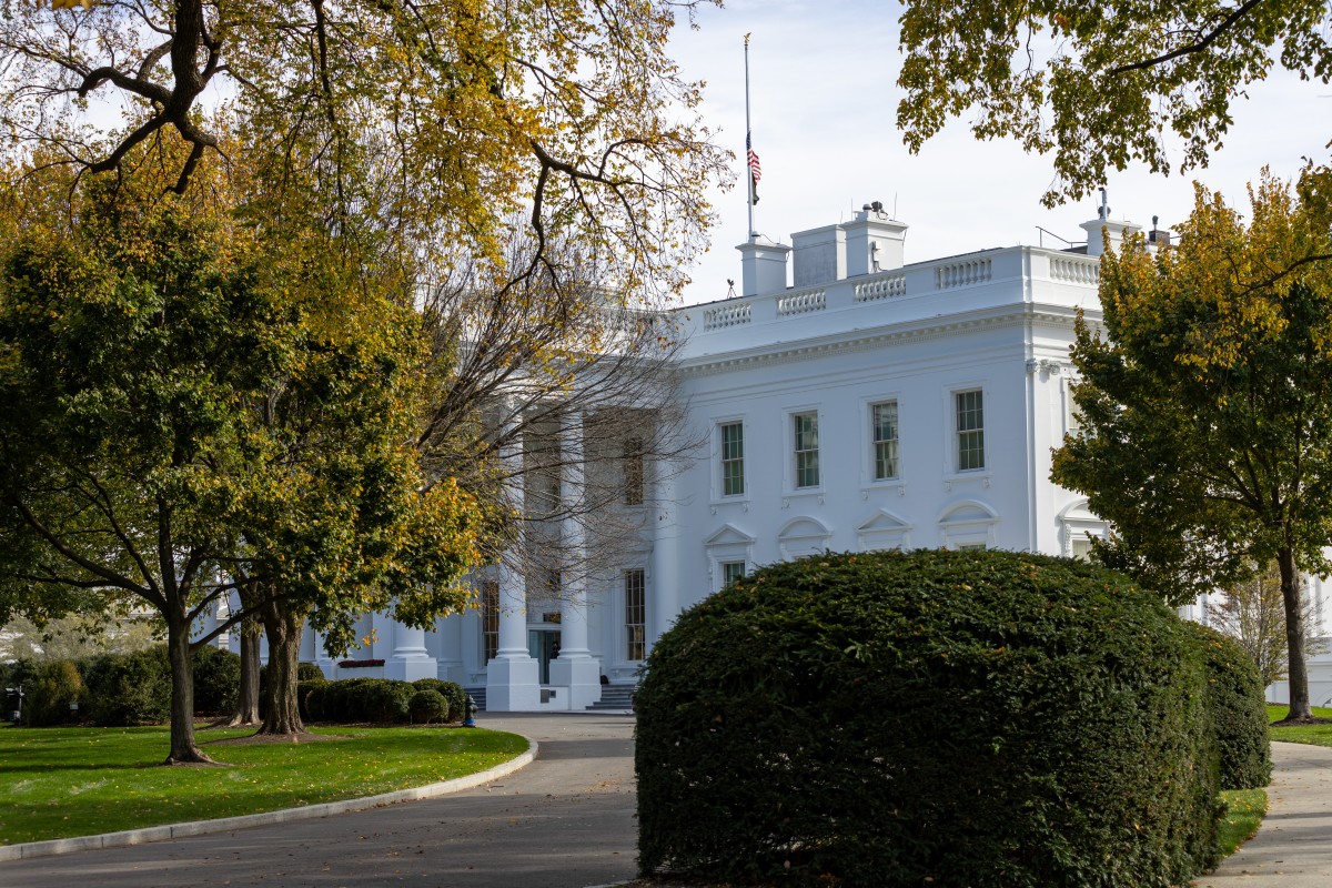 Trump Admin definirá novas regras de economia de combustível em um esforço para reduzir os preços dos carros novos