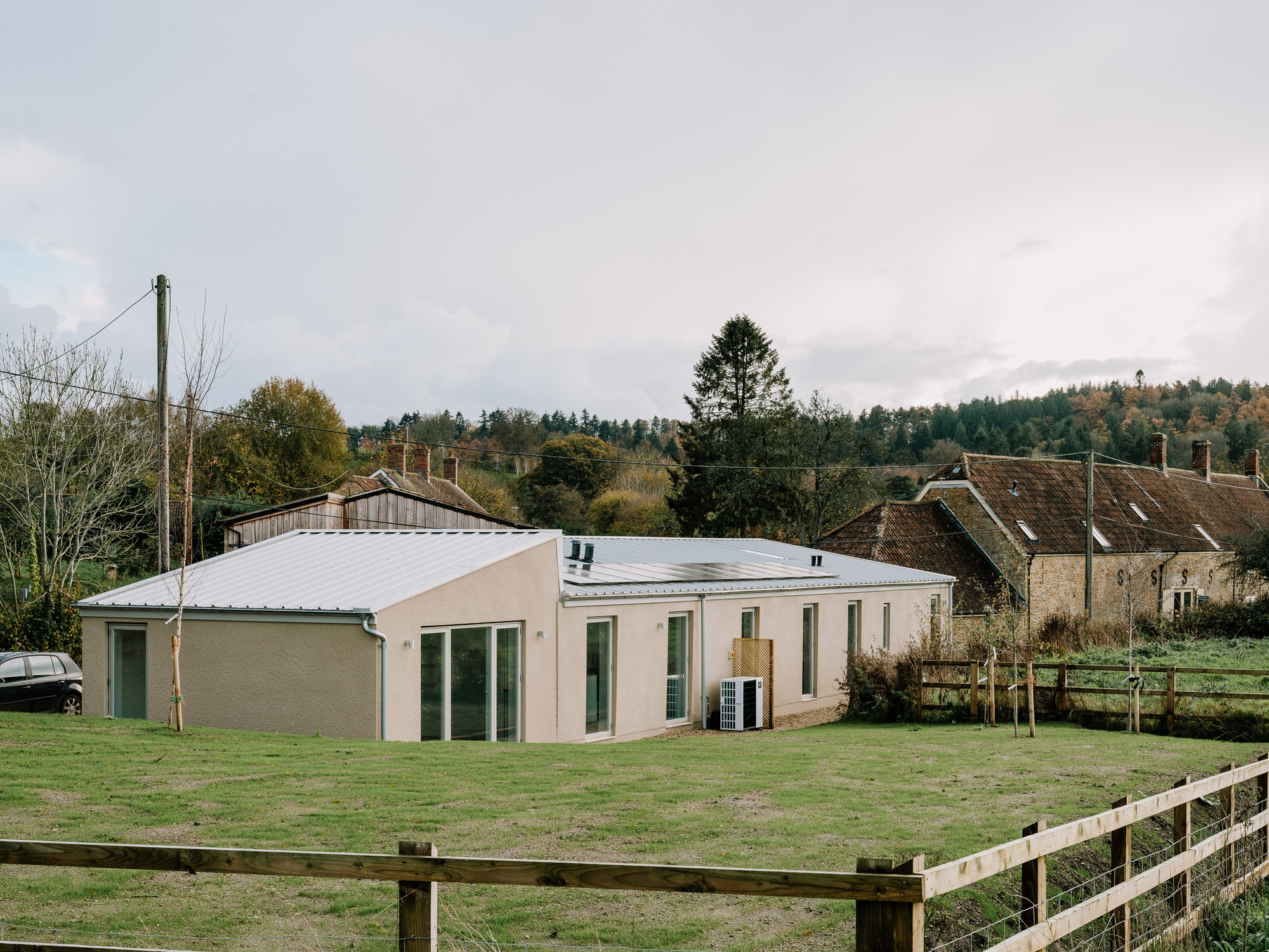 Casa Ecológica Zero Carbono / Bindloss Dawes
